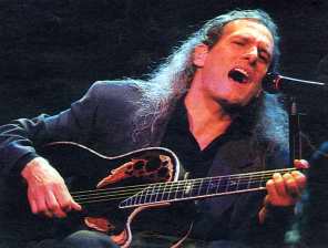 concert.jpg (9611 bytes)